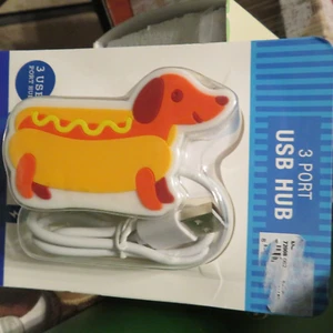 Dachshund Dog 3 Port USB Hub Travel Size Fun - New in Package - Picture 1 of 2