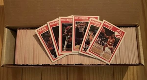 Lote de aproximadamente 600 tarjetas de baloncesto Fleer 1989-1990 - Imagen 1 de 1