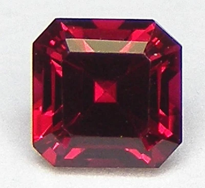 EXCELLENT CUT ASSCHER 7x7 MM. PIGEON BLOOD RED RUBY LAB CORUNDUM - Image 1 of 2