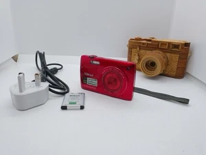 Nikon Coolpix S4300 16.0MP Compact Digital Camera Touchscreen Red With Charger - Picture 1 of 10