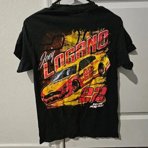 Camiseta gráfica negra Joey Logano #22 NASCAR Team Penske Racing - Imagen 1 de 5