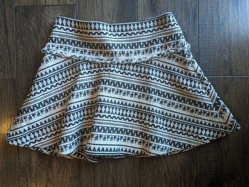 Foto 1 di 15
