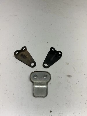 91 Yamaha RT180 RT 180 rt 1991 lote OEM montaje asiento soporte pestillo Foto 1 de 4