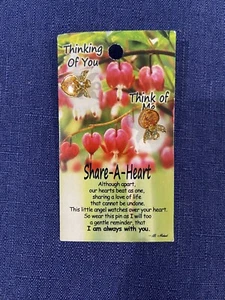 Nachdenkliche kleine Engel Pin - Denk an dich, denk an mich. - Bild 1 von 2