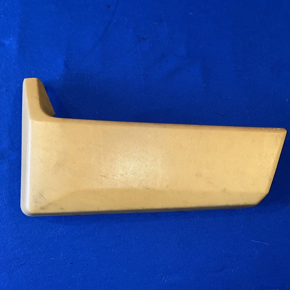 Mercedes-Benz W201 190E Front Right Door Pocket Palomino 2017270264 - Image 1 of 1