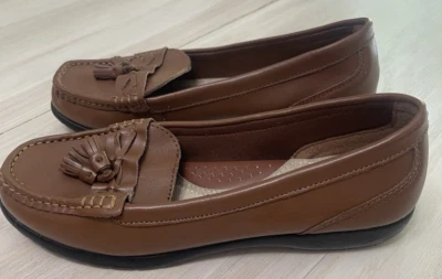 Zapatos sin cordones Thom McAn para mujer de cuero marrón talla 9W borla informales Foto 1 de 4