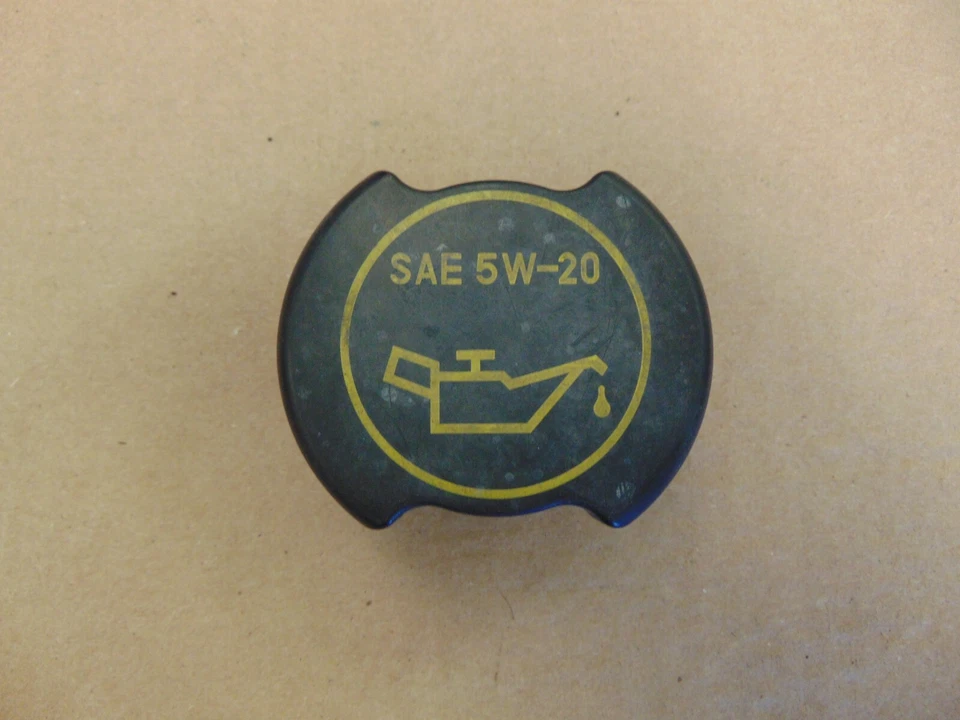 1998-2011 FORD CROWN VICTORIA 5W-20 ENGINE OIL CAP #9068 Foto 1 de 3