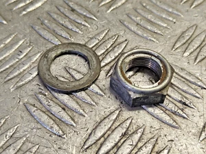 HONDA CBR900RR CBR929RR 2000 00 01 REAR WHEEL SPINDLE AXLE NUT SCREW - Picture 1 of 3