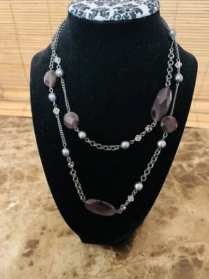 Collar Avon 40" Deep Royal Purple Catseye Perla Cuentas Cadena Negra Capas Foto 1 de 4