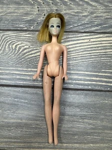 Vintage Topper Corp 1970 Fashion Doll Short Blonde Hair Gray Face 6” - Picture 1 of 6