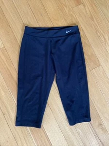 Girl's Medium Black Nike Tight Fit Legend Capri 546096 ~ Excellent - Picture 1 of 3