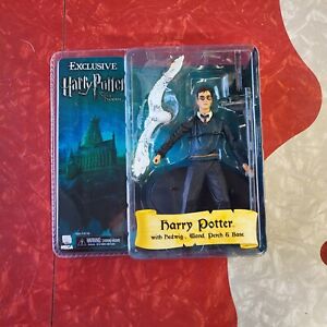 NECA Exclusive Harry Potter Hedwig Action Figure w/ Wand Perch Sealed Series 1 !