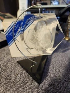 Vintage Nativity With Stand Crystal Clear Christmas Decoration - Picture 1 of 6