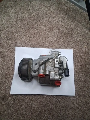 Mitsubishi Eclipse Cross 2018 2019 2020 compresor de aire acondicionado usado Foto 1 de 4