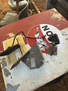 1973-87 Chevy GMC Truck 1973-91 Blazer Jimmy Suburban OEM Gas Pedal Assembly - Picture 1 of 5