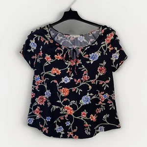 Blusa Perseption Concept Hombro Frío Corbata Frontal Talla Grande Negra Floral - Imagen 1 de 3