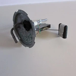 Pompa indicatore carburante 6165897 Ford Escort Mk4 1990-1992 (6730 45-2-B-13) - Picture 1 of 1