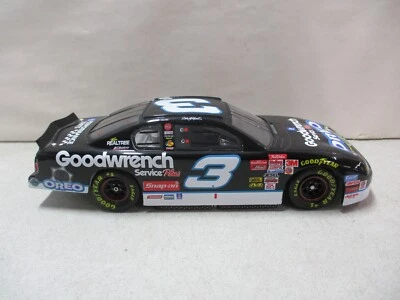 Revell Dale Earnhardt GM Goodwrench Service Plus Oreo 2001 1/24 Foto 1 de 4
