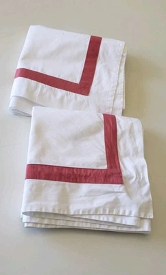 MATOUK Lowell Shams XL Decorativo Falso Coral Borde JUEGO DE 2 (31x32.5") Foto 1 de 4