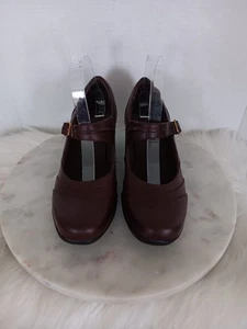 Scarpe Clarks Bendables donna taglia 9 Mary Jane tacco pelle marrone fibbia - Foto 1 di 15