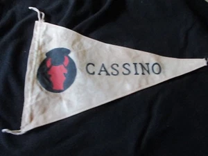 WWII US ARMY 34 TH INFANTRY DIVISION RED BULL CASSINO BAR/BARRACKS WALL FLAG - Picture 1 of 2