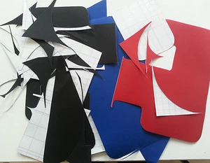 Material Dacron con respaldo pegajoso impermeable formas aleatorias ideal para collage 250grms - Imagen 1 de 1