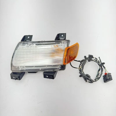 2018 - 2023 Jeep Wrangler Left Halogen Turn Signal Lamp Light 68307245AH - Image 1 of 4