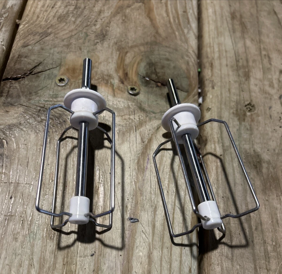 Cuisinart DLC-8 Series DLC-855 Food Processor Whisk Attachment Beaters - Image 1 of 2