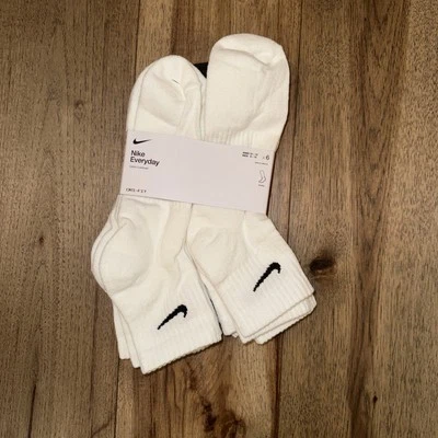 NUEVO NUEVO CON ETIQUETAS Nike Everyday Calcetines al Tobillo Paquete de 6 UNISEX PARA HOMBRES GRANDES 8-12 Blanco SX7669-100 Foto 1 de 4
