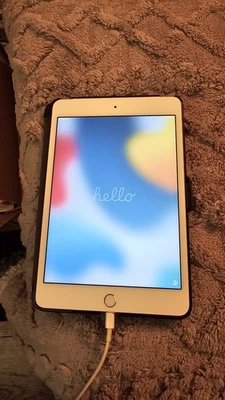 Apple iPad mini 4 A1550 16 GB, Wi-Fi + 4G, 7,9 pulgadas - Dorado Foto 1 de 4