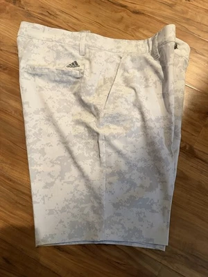 Adidas Hombre Performance Golf Corto Gris Camuflaje Talla 36 Nuevo Sin Etiquetas Foto 1 de 4