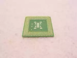 Intel SL45Z Intel CPU, P3 733Mhz/256/133/1,65V - Bild 1 von 3