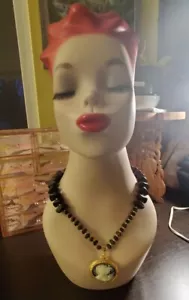 Cameo Necklace - Picture 1 of 8