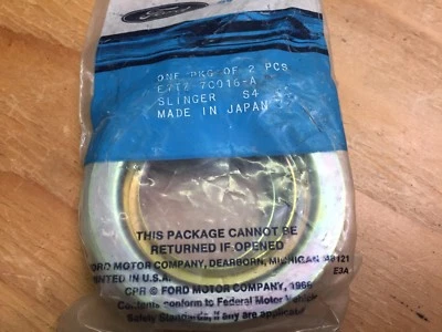 NOS  1987-91 FORD F150 F250 BRONCO TRANSFER CASE YOKE OIL SLINGER E7TZ-7C016-A - Image 1 of 2