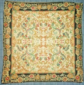 Handmade Quilted Beautiful Table Topper Wall Hanging Mat Stitched 10.5 x 10 - Picture 1 of 2