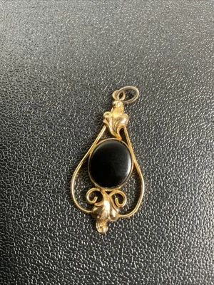 Gold Filled Vintage Onyx Pendant Van Dell (No Chain) - Image 1 of 4