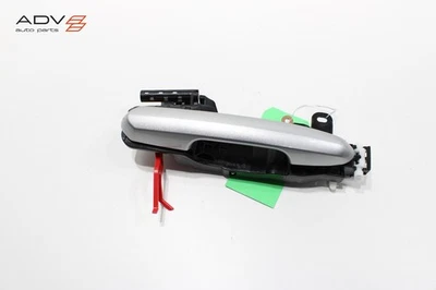 2020 - 2024 TOYOTA HIGHLANDER REAR RIGHT PASSENGER SIDE EXTERIOR DOOR HANDLE OEM - Image 1 of 4