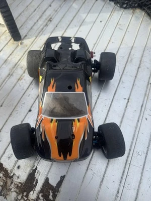 Team Associated Electric Rc Car 1/18 Parts Or Repair - Image 1 of 4