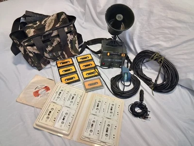 Vtg Johnny Stewart Game Caller Speaker & Tapes Hunting Set UNTESTED Sold As Is. - Image 1 of 4