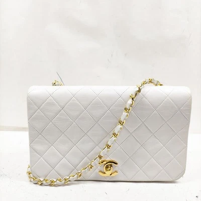 SIN TARIFA Bolso de Hombro Chanel Matelasse Piel de Cordero Blanco 3291742 Foto 1 de 4