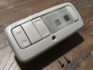 2003-2008 Toyota Matrix Pontiac Vibe Front DOME LIGHT Sun Roof Switch OEM, Grey - Picture 1 of 13