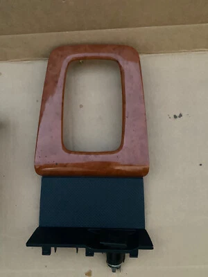 99-03 Toyota Solara Bisel de cambio Grano de madera Salida de alimentación OEM 58804-AA090 Foto 1 de 4