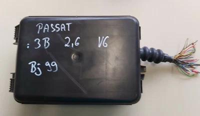 VW Passat Komfortsteuergerät 3 B /2,6 liter/V 6 Baujahr 1999/ Hella - Immagine 1 di 3