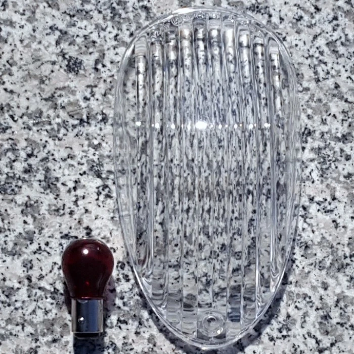 Kawasaki Vulcan VN 900 2006-2026 clásico personalizado lente de luz trasera transparente Foto 1 de 1