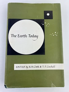 The Earth Today A Collection of Papers Dedicated To Sir Harold Jeffreys 1961 - Picture 1 of 17