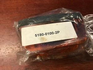 ONE GENUINE OEM ORANGE LED MARKER LIGHT 5180-0100-2P - Picture 1 of 4