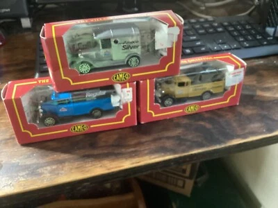 Cameo From Corgi The Village Collection Morris Truck Amoco Diecast Complete Set  - Image 1 of 3