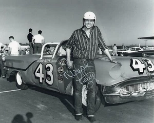 RICHARD PETTY SIGNED AUTOGRAPH NASCAR CAR RACING THE KING 8X10 PHOTO #3 - Picture 1 of 1