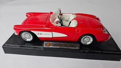 1957 Chevrolet Red/White Corvette Model Car Die Cast 1:24 - Image 1 of 4