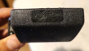 02-06 Nissan Altima Interior Hood Release Handle on Bracket - Bild 1 von 4